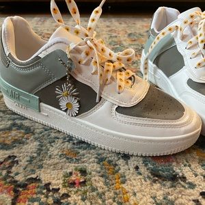 Sunflower boutique shoes
